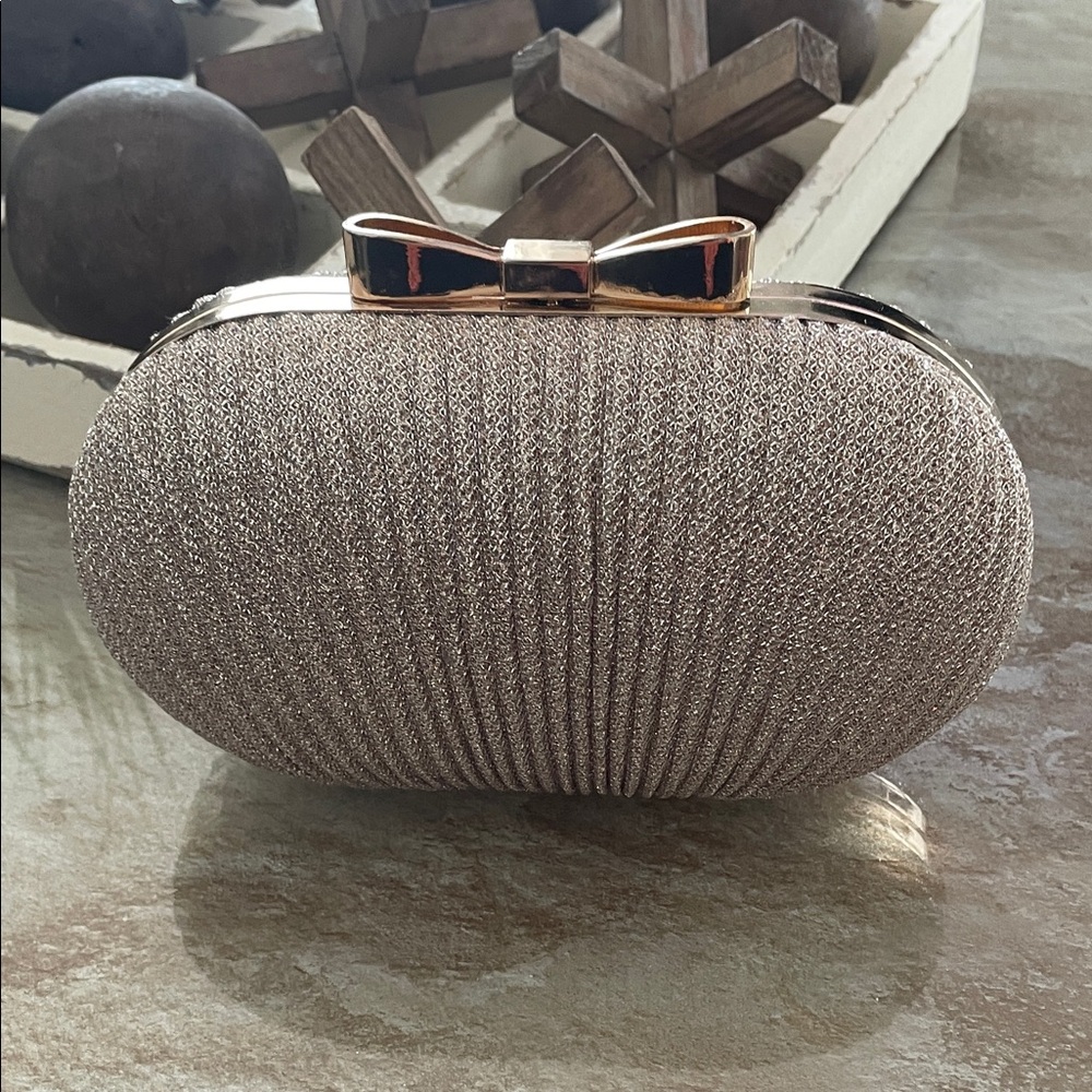 Elegant Rose Gold Bow Clutch Purse